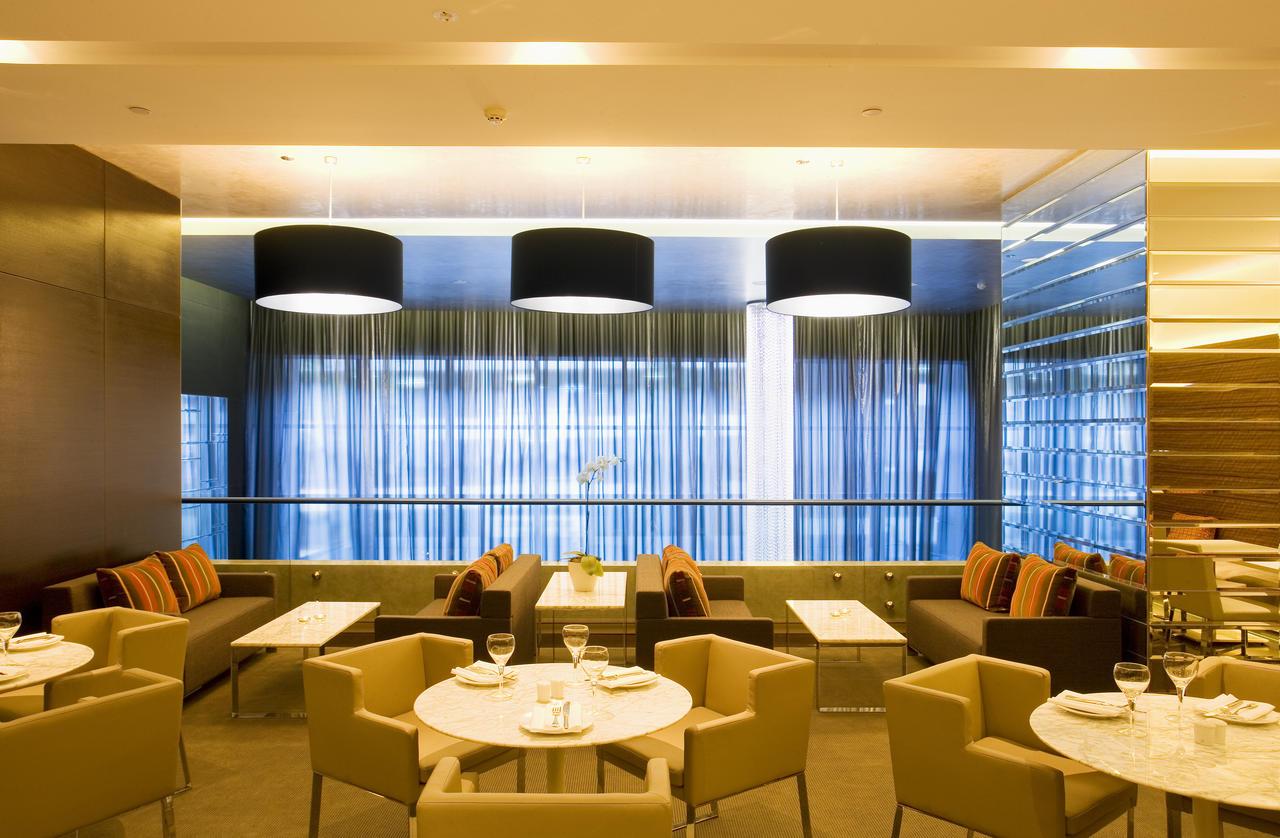 Fraser Suites Cité de Sydney Extérieur photo The lounge at the airport